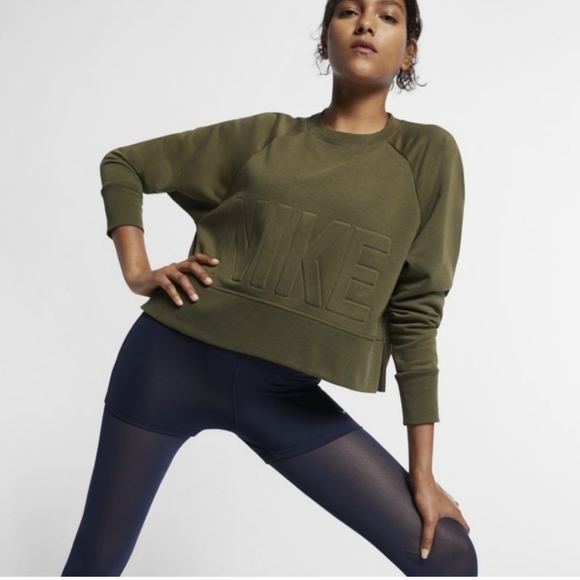 Nike cropped versa pullover - Picture 2 of 2